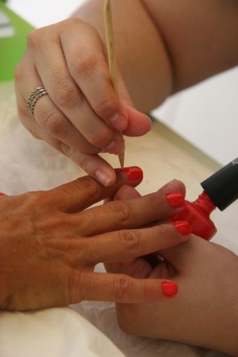 SOIN DES MAINS VERITABLE BRESILIEN VERNIS SEMI PERMANENT image 1