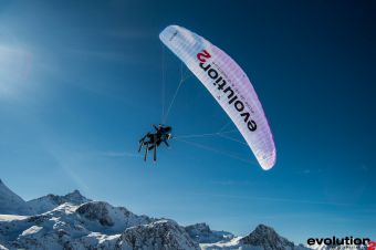 Vol en Parapente à Ski image 3