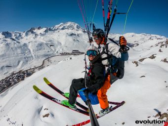 Vol en parapente à ski image 1