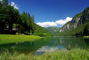 Escapade Alpine image 1