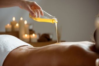 Massage aux Huiles Essentielles image 2