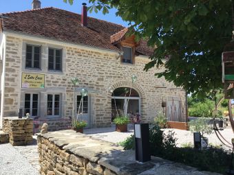 Séjour en chambre d'hôte au coeur du vignoble de Château-chalon chez un paysan vigneron image 17
