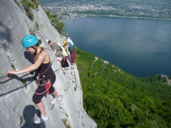 1 place pour 1 personne à la via ferrata Roc de Cornillon image 1