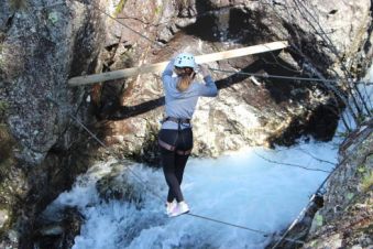 1 place pour 1 parcours de VIA FERRATA niveau découverte image 2