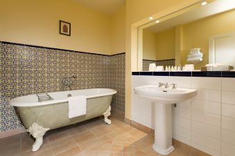 A Prestige Room with Gourmet Experience image 4