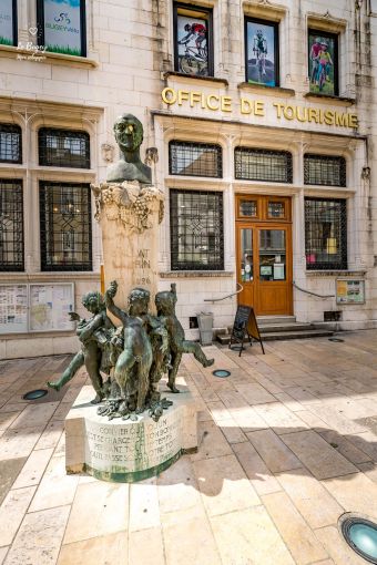 Visite guidée privilège du cœur historique de Belley image 2