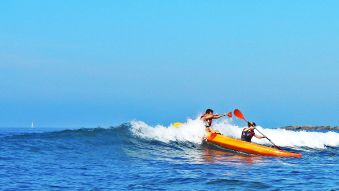 Séance de 2h dans les vagues en Wave ski ou Kayak surf image 2