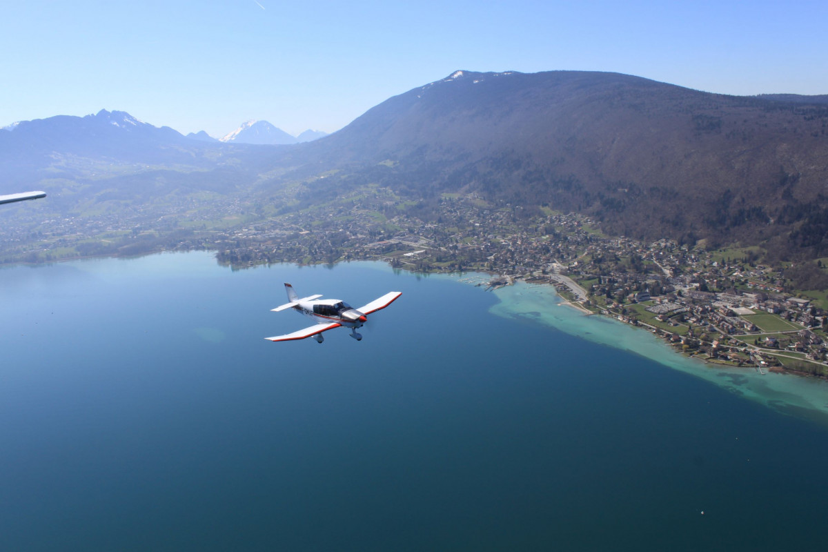 Nos 6 idées de baptêmes de l’air à faire autour d’Annecy