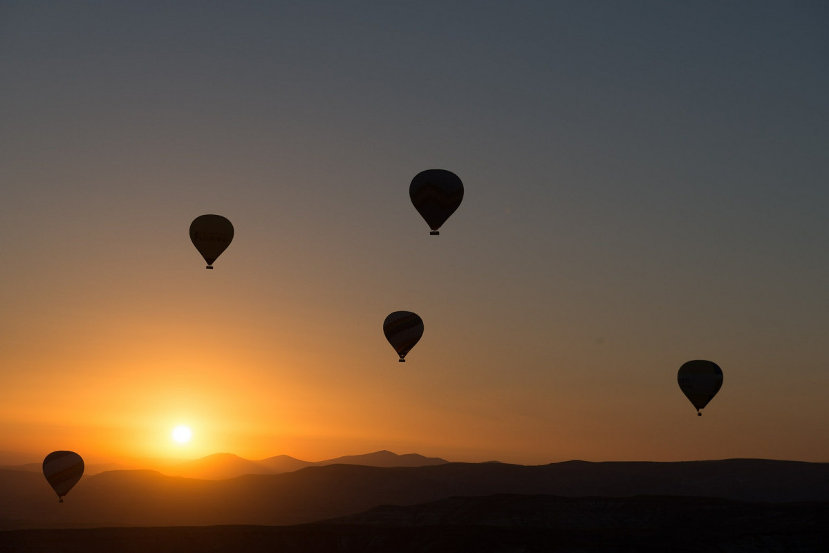 A quelle hauteur vole une montgolfière ?