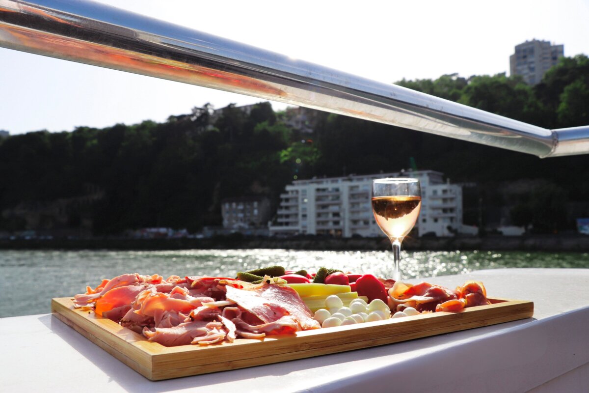 Bon cadeau Brunch sur la Saône Le Vaporetto Lyon