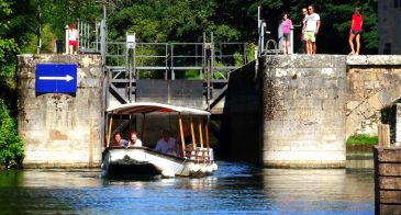 Les Croisières de Saint-Cirq-Lapopie image 3