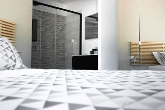 Nuit insolite au dôme avec accès privé au spa + piscine chauffée image 22