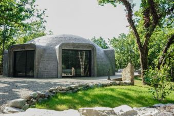 Nuit insolite au dôme avec accès privé au spa + piscine chauffée image 8