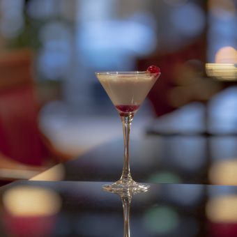 Cocktail & Snacking image 1