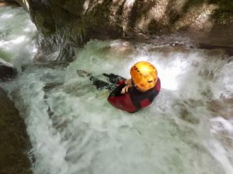 1 place pour 1 descente au canyon du Furon partie haute image 1