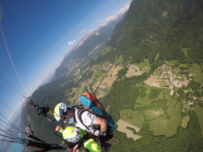 Parapente ascenda...